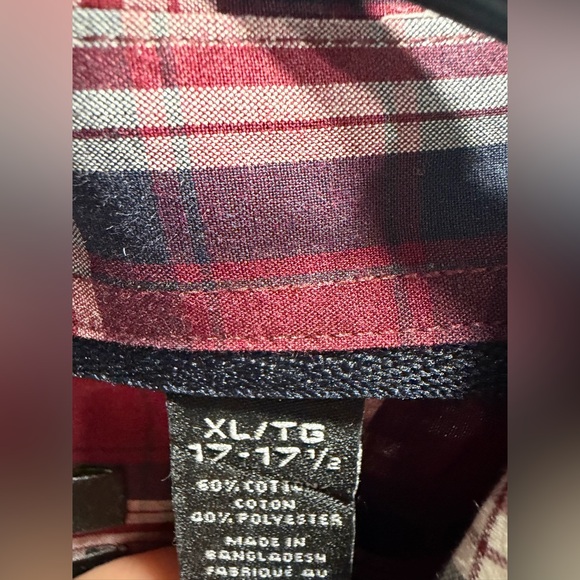 Van Heusen - Picture 4 of 4